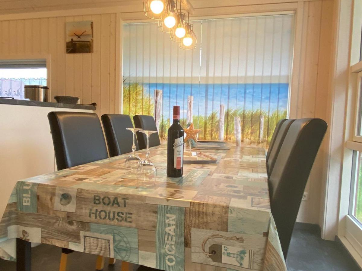 Ferienhaus MeerzeitSchweiburg エクステリア 写真